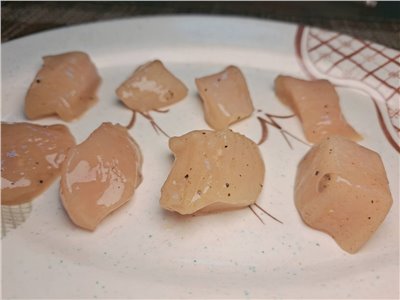 醃漬清肉丁